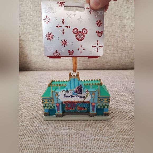 🧚 NEW 🧚 Disney Peter Pan's Flight Attraction Sketchbook Ornament - Picture 4 of 10
